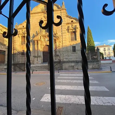 Descalzos Free Parking