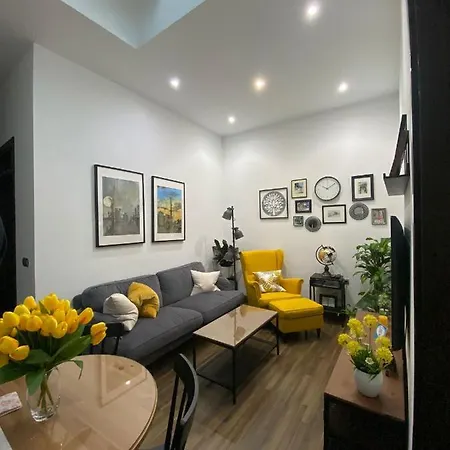 Descalzos Free Parking