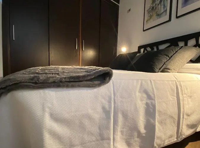 Descalzos Free Parking 龙达