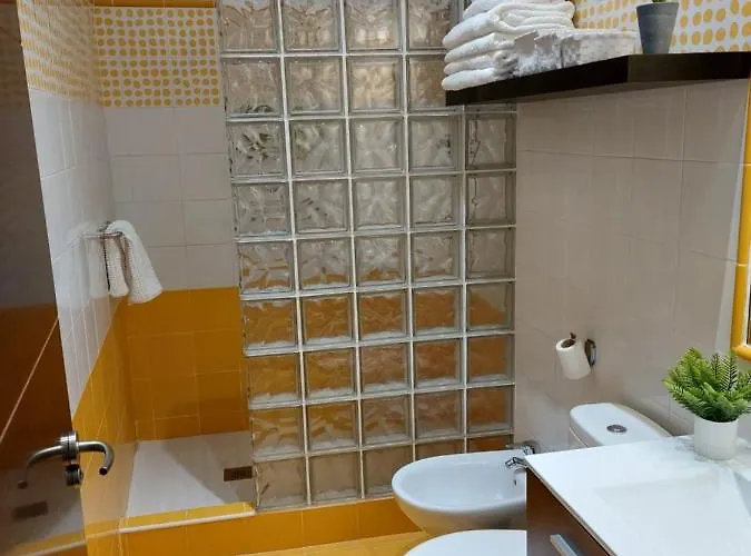 Descalzos Free Parking *