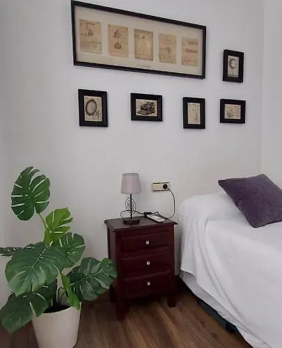 Descalzos Free Parking 龙达