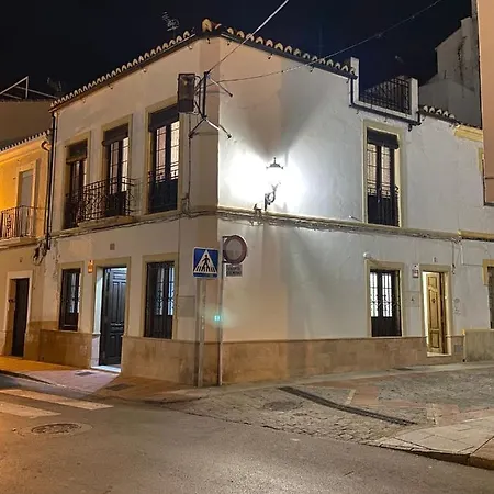 Descalzos Free Parking * Ρόντα