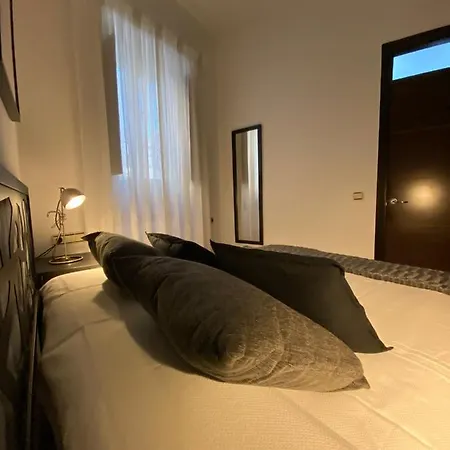 Descalzos Free Parking Apartment Ronda