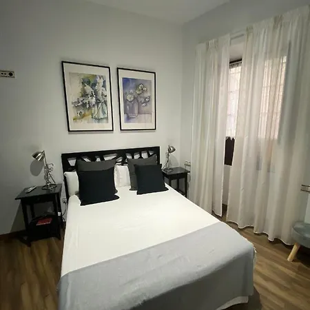 Descalzos Free Parking