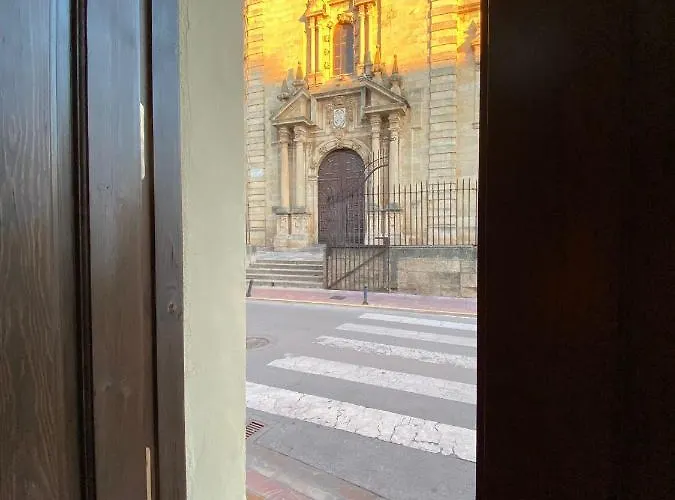 Descalzos Free Parking Appartement *