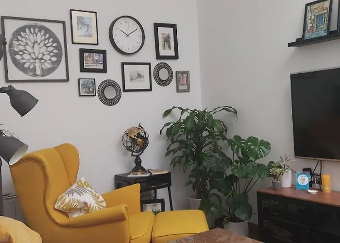 Descalzos Free Parking Apartman *