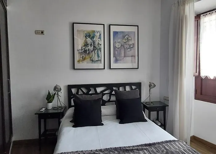 Descalzos Free Parking *