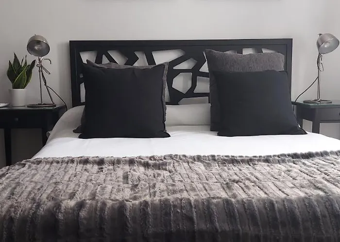 Descalzos Free Parking